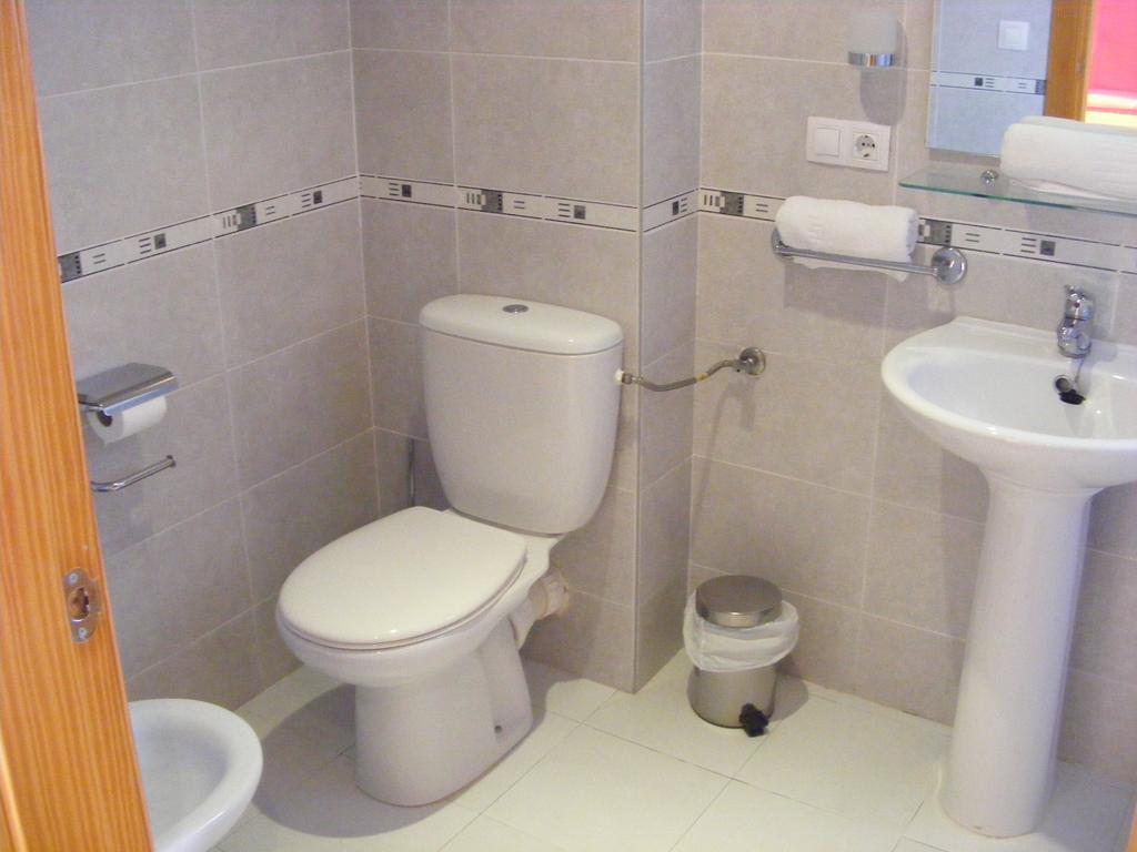 Apartamentos Europa House Sun Beach كوارذامار ذيل سيغورا الغرفة الصورة