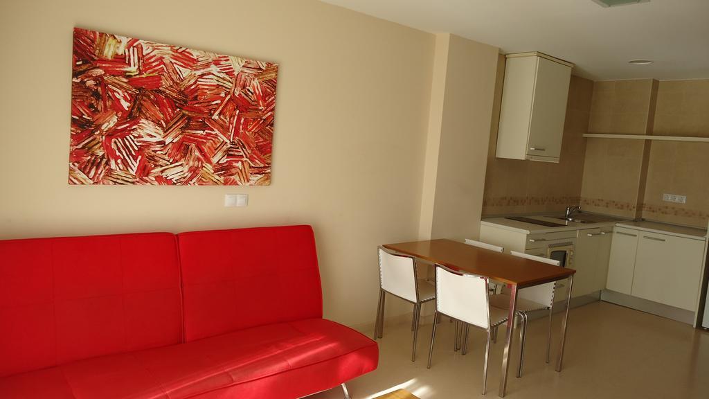 Apartamentos Europa House Sun Beach كوارذامار ذيل سيغورا الغرفة الصورة