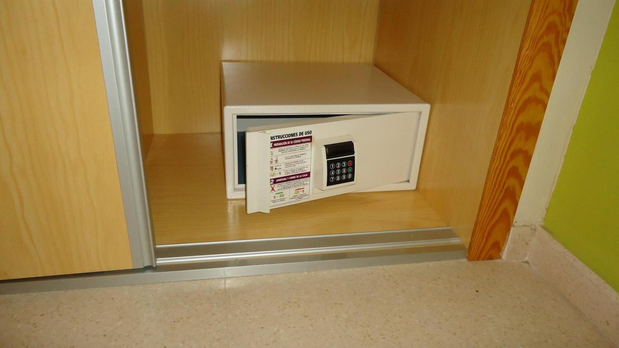 Apartamentos Europa House Sun Beach كوارذامار ذيل سيغورا الغرفة الصورة