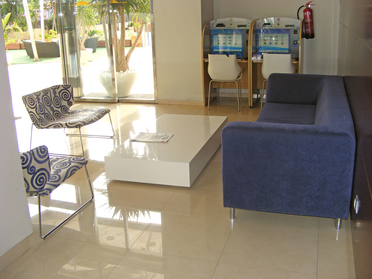 Apartamentos Europa House Sun Beach كوارذامار ذيل سيغورا المظهر الخارجي الصورة